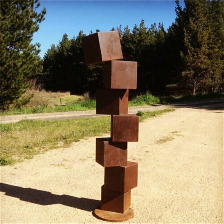 Metal Garden Ornaments
