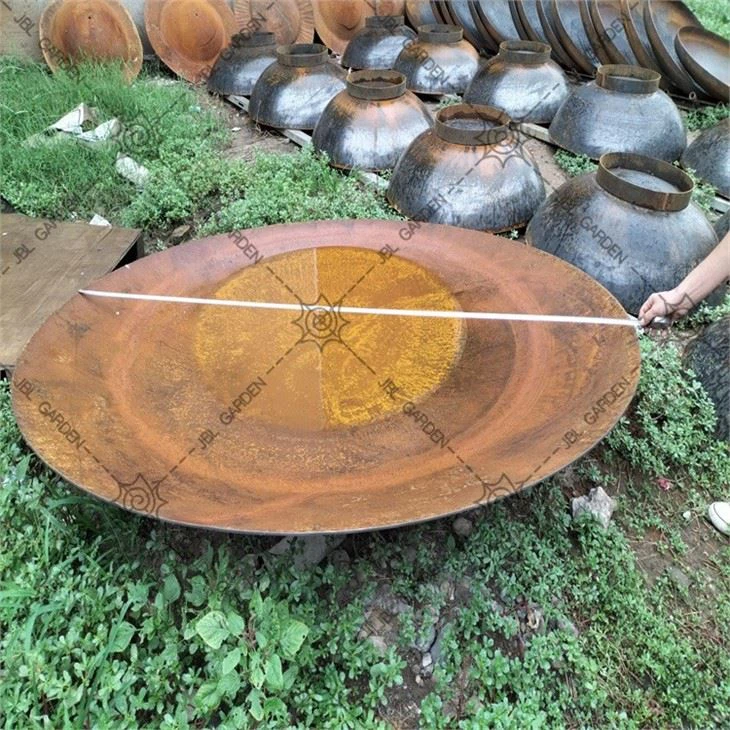 Outdoor Fire Pit And Pizza Oven