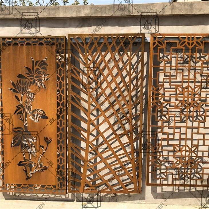 Outdoor Living Panel Screen