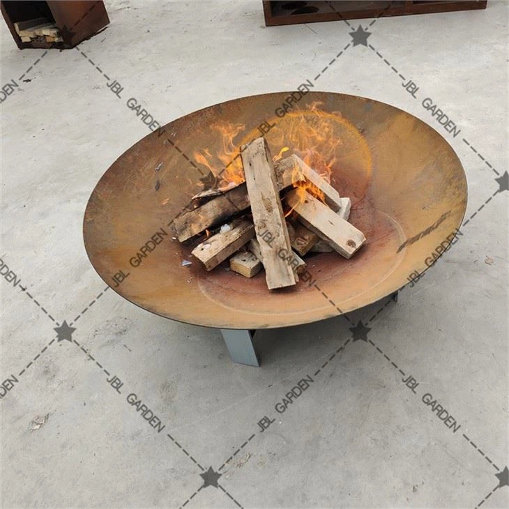 Outdoor Rust & Stainless Steel Fire Pit