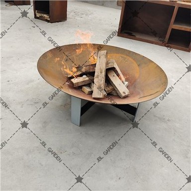 Jwèt Beverly Corten Steel Fire Pit