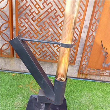 Deyò Nwa fize aparèy chofaj