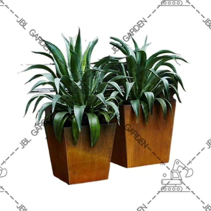 Veradek Tall Planter