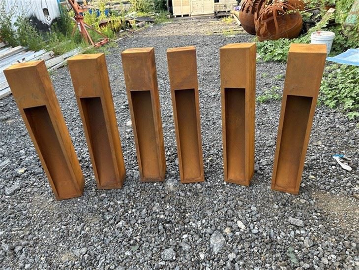 Models Of Outdoor Bollards